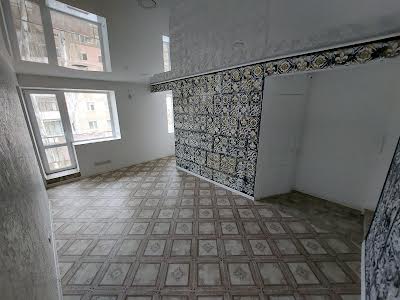 квартира за адресою Дачна вул., 13а