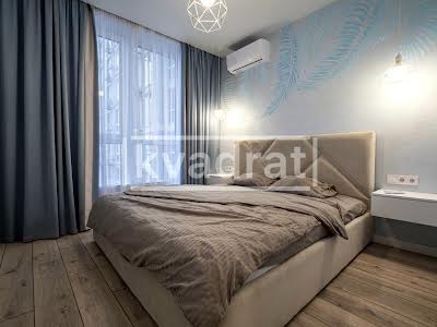 квартира за адресою Ревуцького вул., 40Б