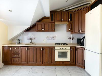 квартира за адресою Кучера, 4