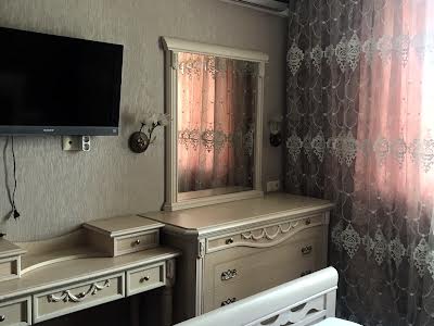 квартира за адресою Олександрівська вул., 16
