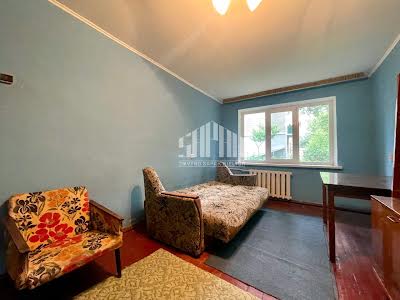 квартира за адресою Каштанова вул., 34