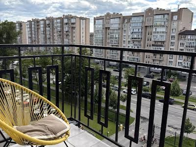 квартира за адресою Метрологічна вул., 21