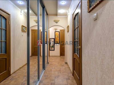 квартира по адресу Ирпенская ул., 70