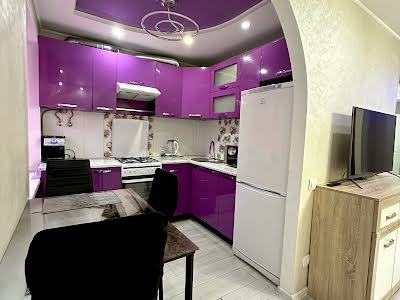 квартира за адресою Незалежності вул. (Титова), 22