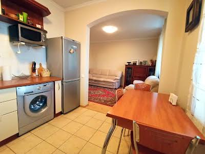 квартира по адресу Героев Чернобыля ул., 3