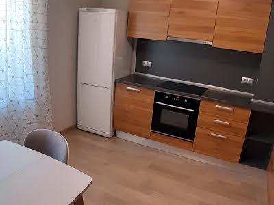 квартира по адресу Академика Глушкова просп., 9є