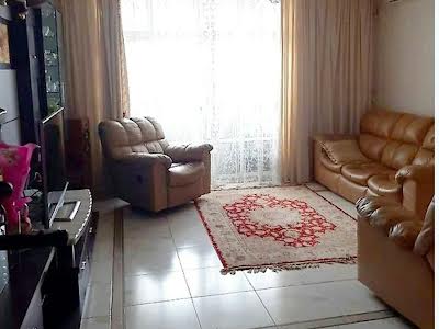 квартира по адресу Гвардейцев-Широнинцев ул., 33