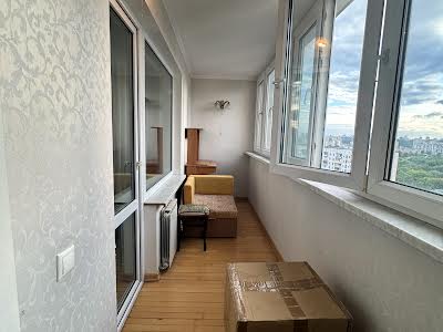 квартира за адресою Дарницький бульв., 8