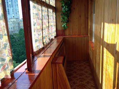 квартира за адресою Миколи Ушакова вул., 12