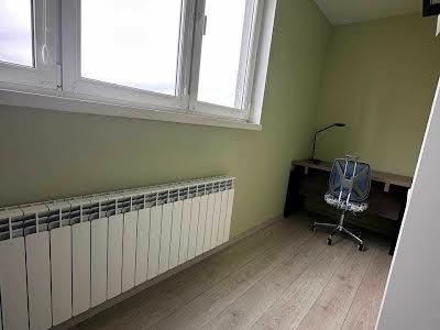 квартира за адресою Левітана вул., 3