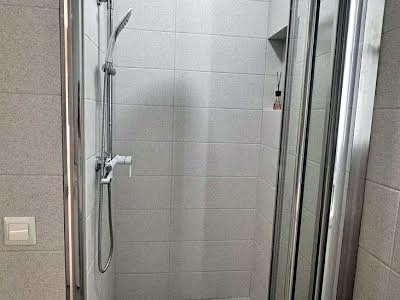 квартира за адресою Степана Бандери вул., 20
