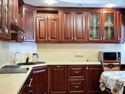 квартира за адресою Київ, Стадіонна вул., 6-А