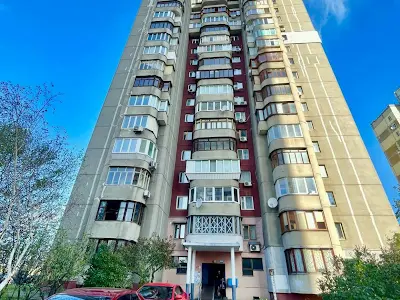 квартира за адресою Червоної Калини просп. (Маяковського Володимира), 72