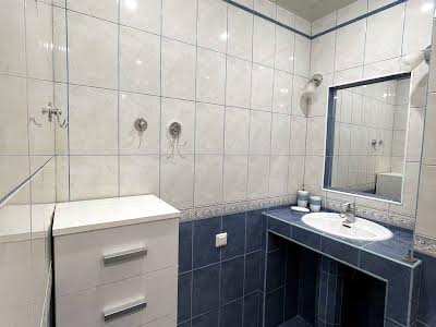 квартира за адресою Перемоги просп., 72в
