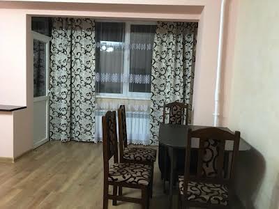 квартира за адресою Низинна вул., 60