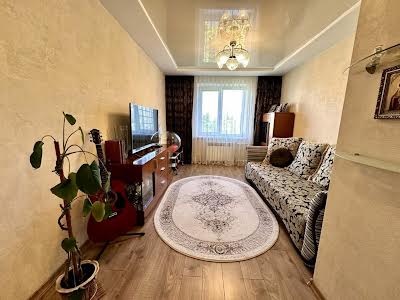 квартира по адресу Героев просп., 17
