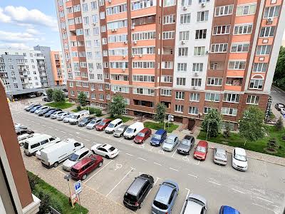 квартира за адресою Соборна вул., 105/6