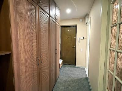 квартира по адресу Юрия Липы ул., 20