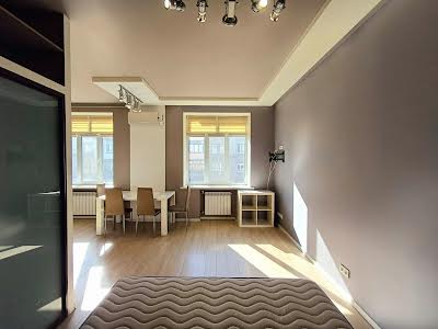 квартира за адресою Турівська вул., 32