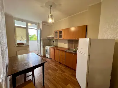 квартира по адресу Ревуцкого ул., 7в