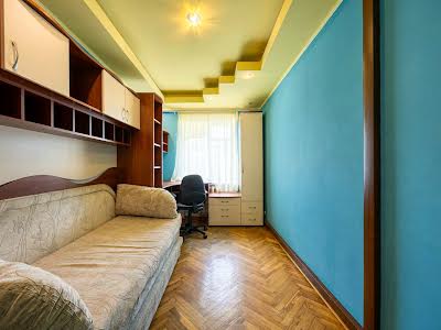 квартира по адресу Братьев Дружих ул. (Комарова), 22а