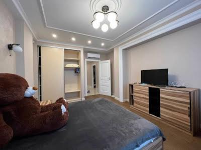 квартира за адресою Дмитрівська вул., 75