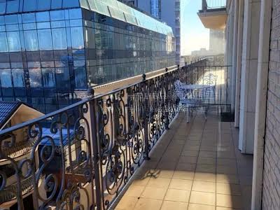 квартира по адресу новоселицька, 10