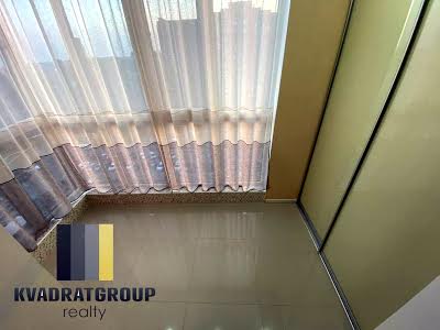 квартира за адресою Високовольтна вул., 14А
