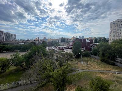 квартира за адресою Харківське шосе, 18/1