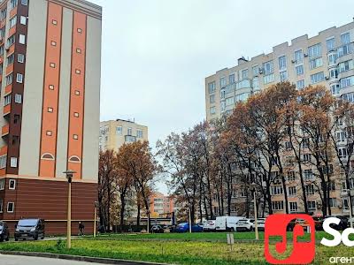 квартира за адресою Соборна вул., 105в