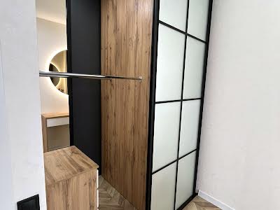 квартира за адресою Свободи вул., 5С