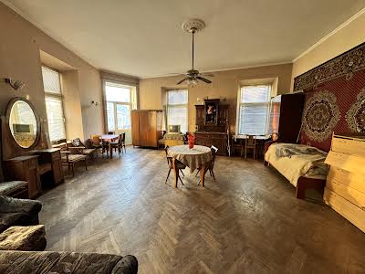 квартира за адресою Князя Романа вул. (), 11