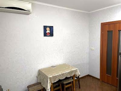 квартира за адресою Григорія Ващенка вул., 1