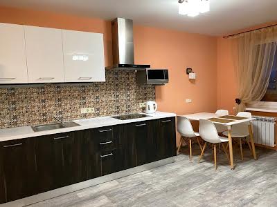 квартира за адресою Сухумська вул., 11