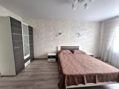 квартира за адресою Ревуцького вул., 54