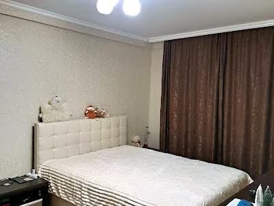 квартира за адресою Дегтярівська вул., 15