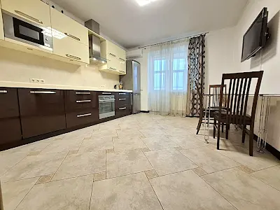 квартира за адресою Чоколівський бульв., 42А