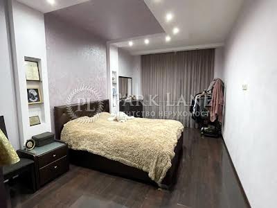 квартира за адресою Драгоманова вул., 4-А