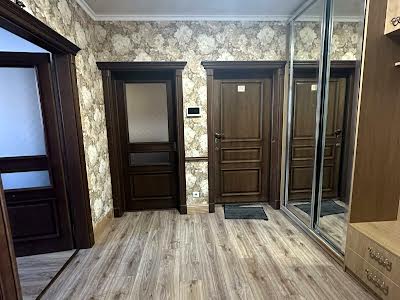 квартира за адресою Щаслива вул., 20