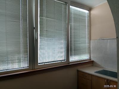 квартира за адресою Драгоманова вул., 40Б