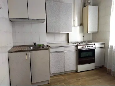 квартира за адресою Академіка Корольова вул., 94