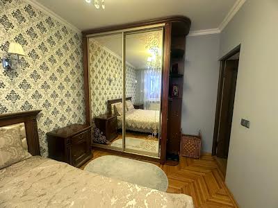 квартира за адресою Ужгород, Володимирська вул., 65