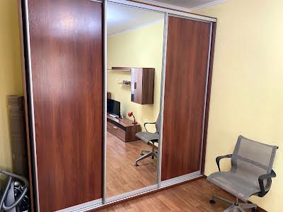 квартира по адресу Софии Русовой ул., 7