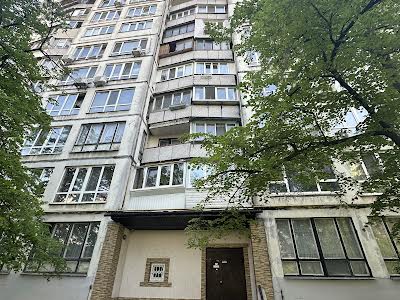 квартира за адресою Андрія Малишка вул., 11