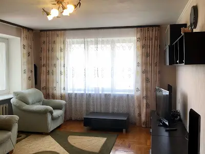 квартира за адресою Братів Зерових вул. (Червонопартизанська), 14-Б