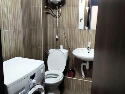 квартира за адресою Сергія Данченка вул., 5
