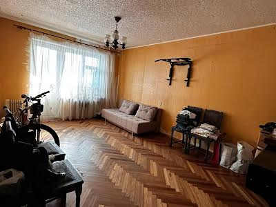 квартира за адресою Героїв просп., 35