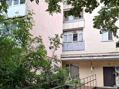 квартира за адресою Гетьмана Кирила Розумовського вул. (Миколи Краснова), 10