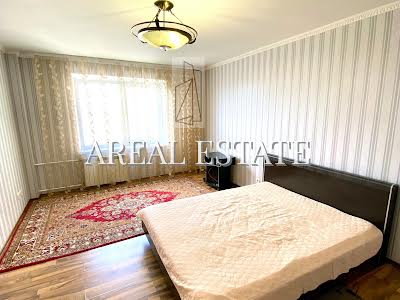 квартира за адресою Святошинська пл., 1