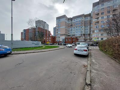 комерційна за адресою В'ячеслава Чорновола просп. (), 2